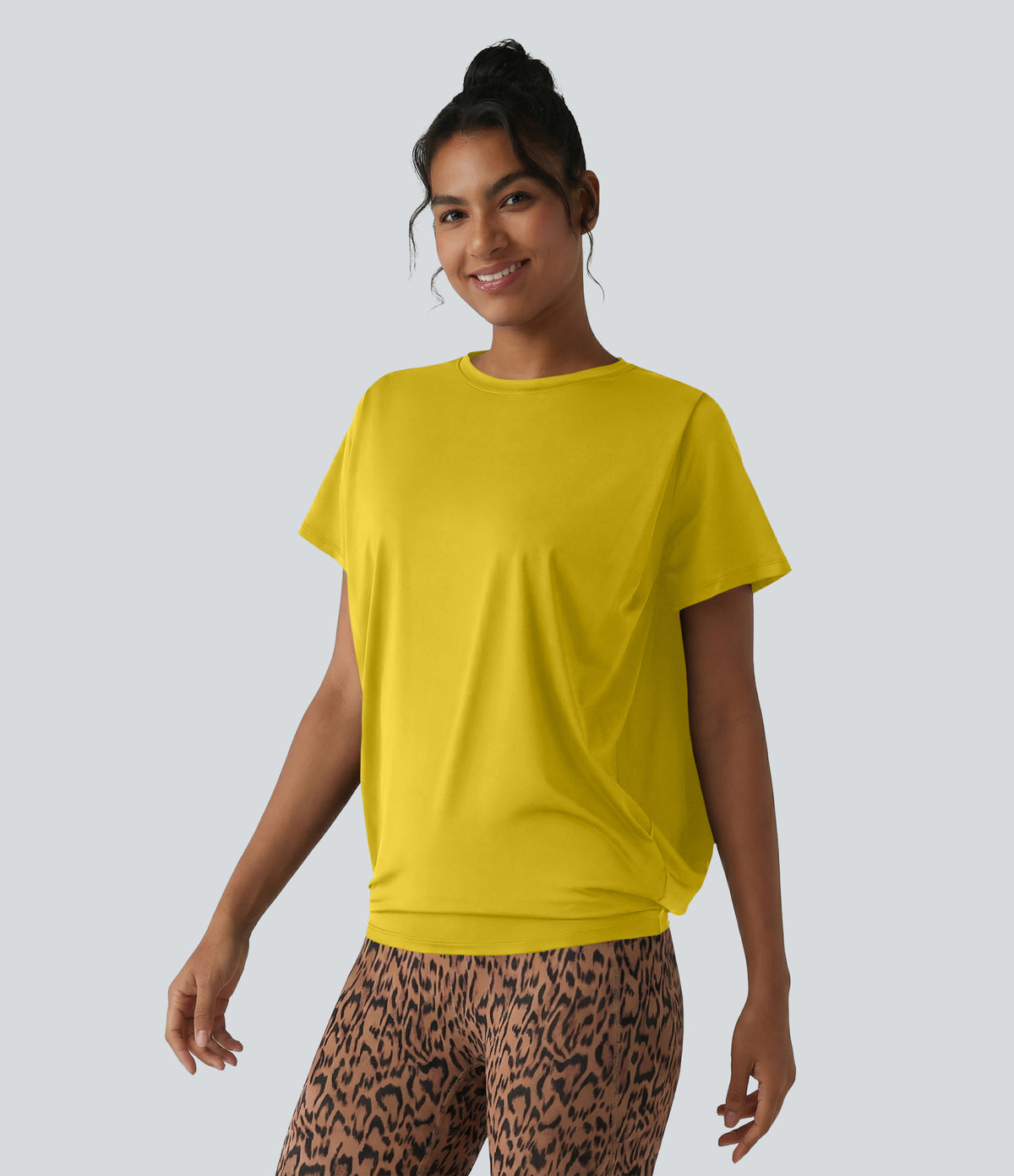 Round Neck Short Sleeve Ruched Cool Touch Yoga Sports Top-UPF50+