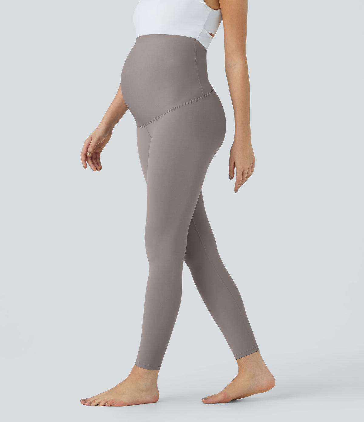 SoftlyZero™ Super High Waisted Maternity Yoga 7/8 Leggings