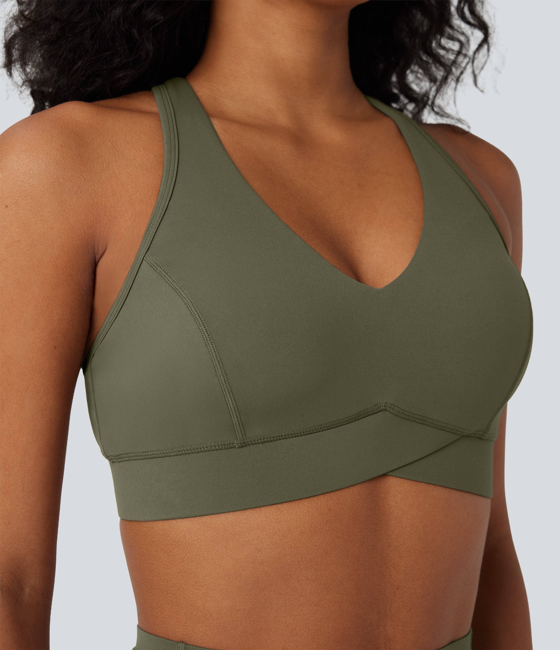 UltraSculpt™ Medium Support V Neck Racerback Training Sports Bra