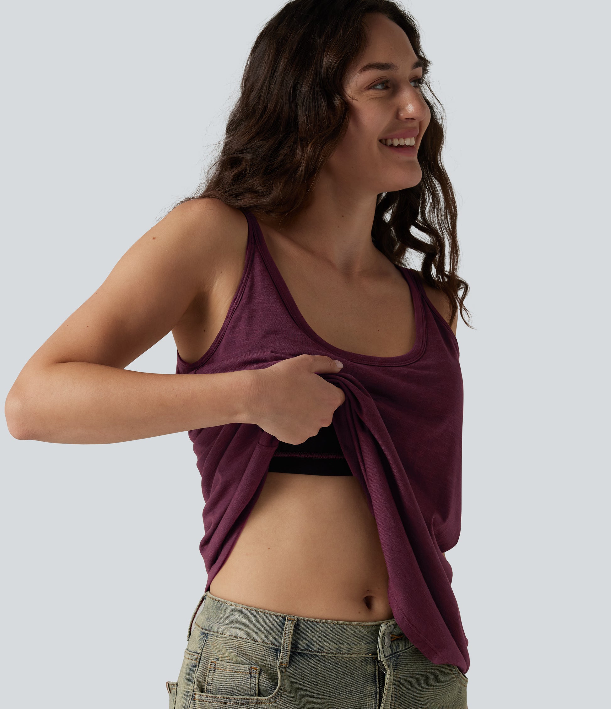 U-Neck Built-in Bra Loose Fit Casual Tank Top