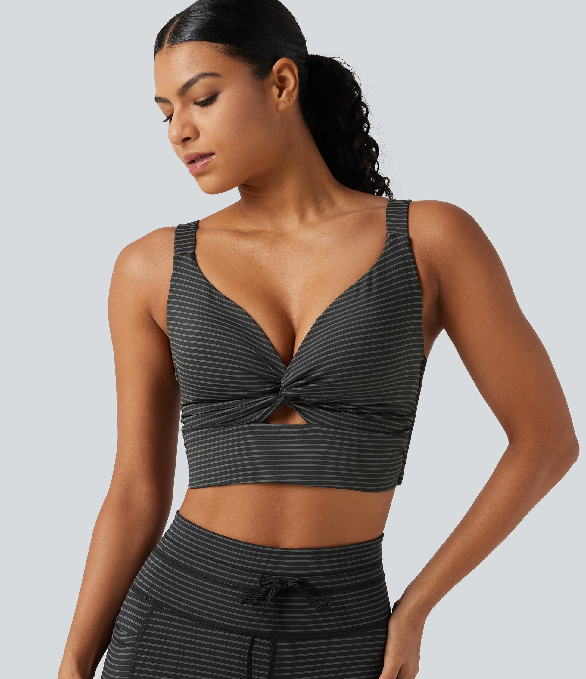 Low Support Non-Removable Pad Push-Up Stripe Yoga Sports Bra