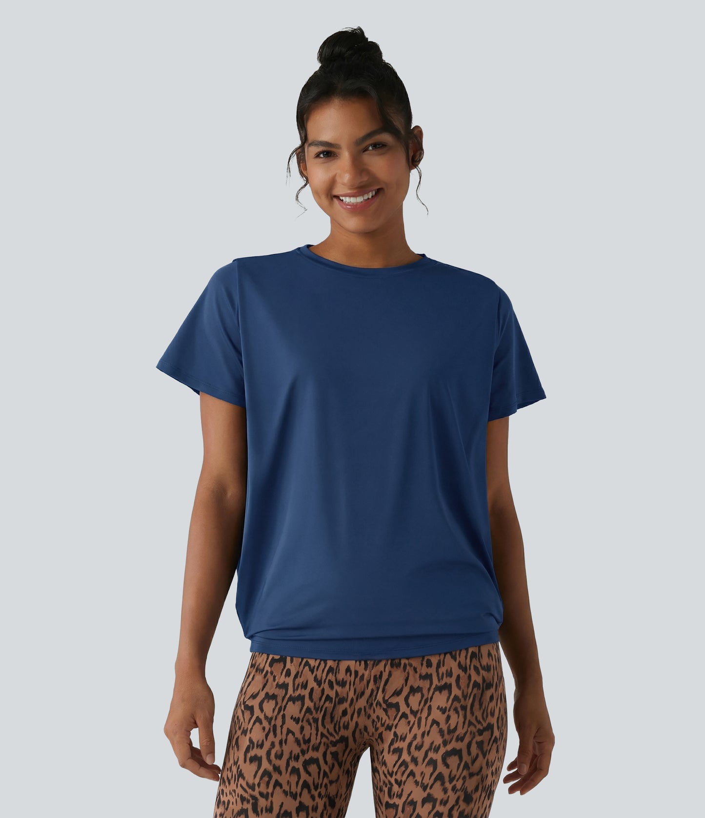 Round Neck Short Sleeve Ruched Cool Touch Yoga Sports Top-UPF50+