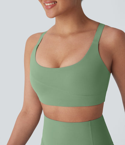 UltraSculpt™ Medium Support U Neck Workout Sports Bra A-D Cups