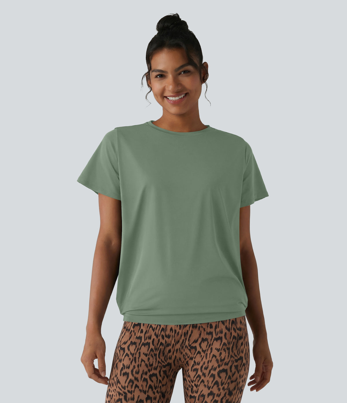 Round Neck Short Sleeve Ruched Cool Touch Yoga Sports Top-UPF50+