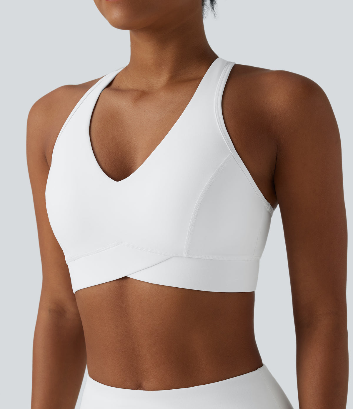 UltraSculpt™ Medium Support V Neck Racerback Training Sports Bra