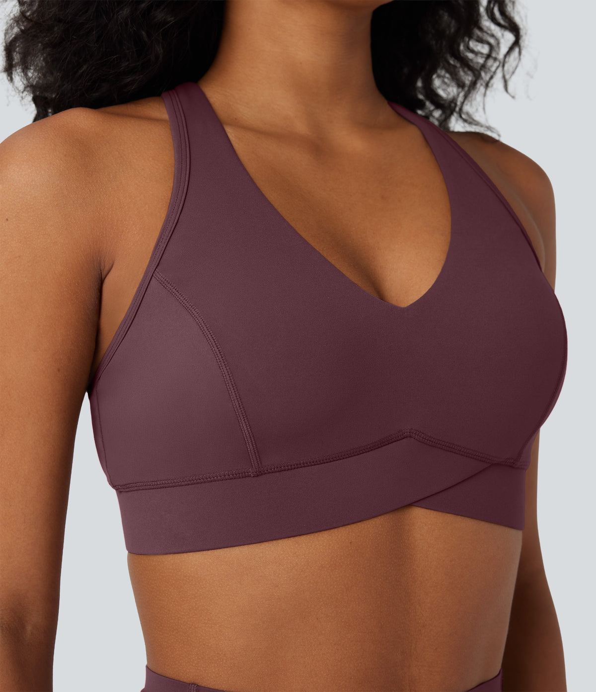 UltraSculpt™ Medium Support V Neck Racerback Training Sports Bra